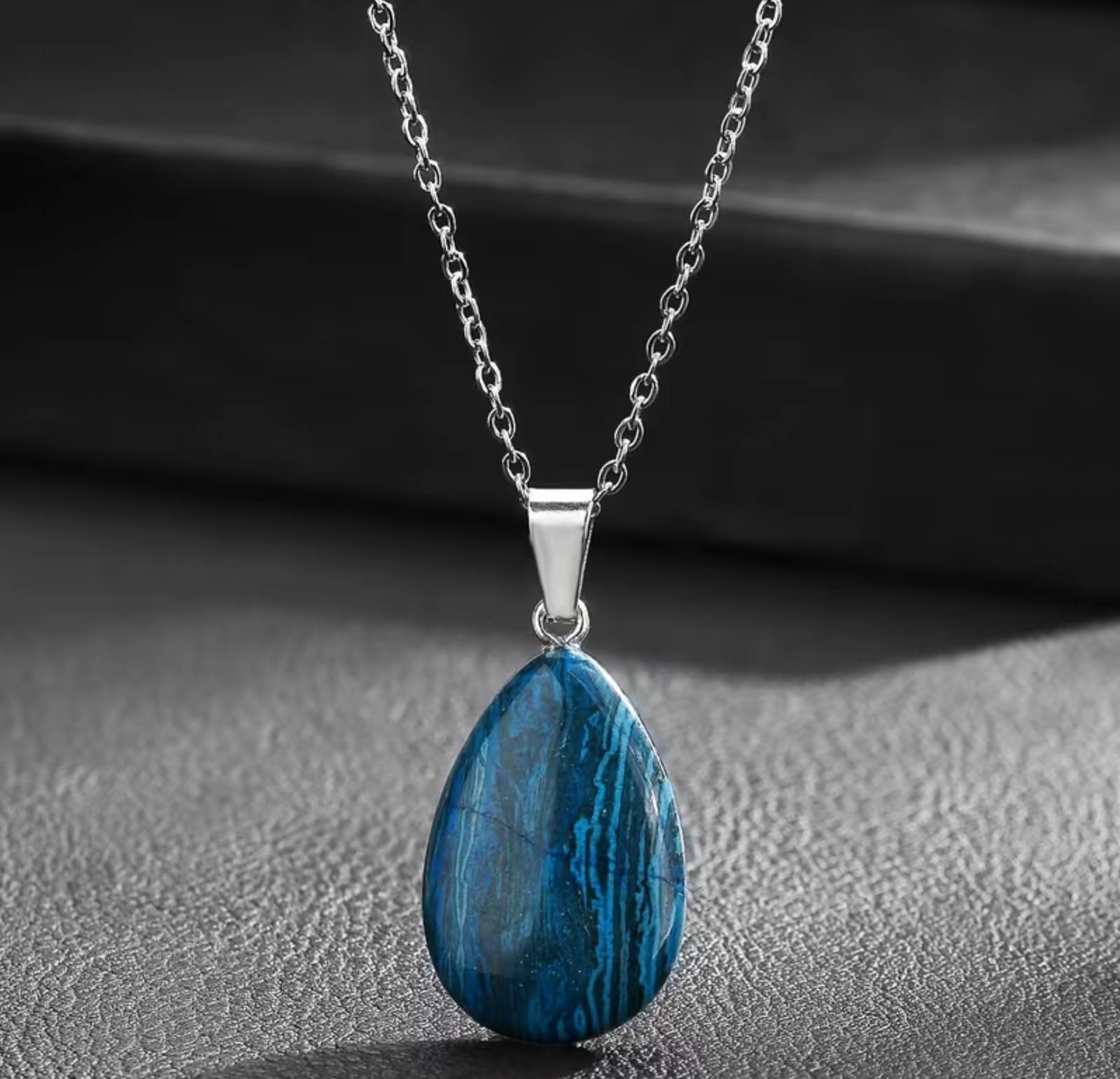 Collar gota de Apatito azul