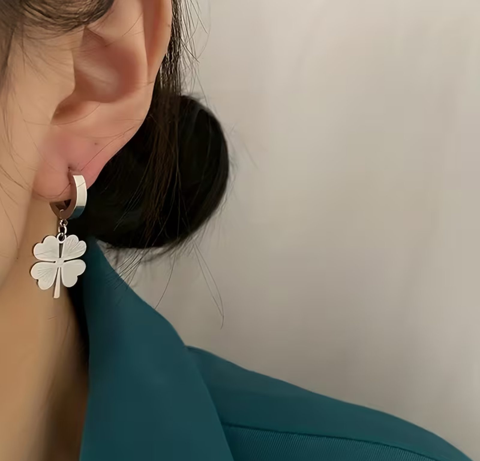 Conjunto collar y aretes Trébol - Imagen 2