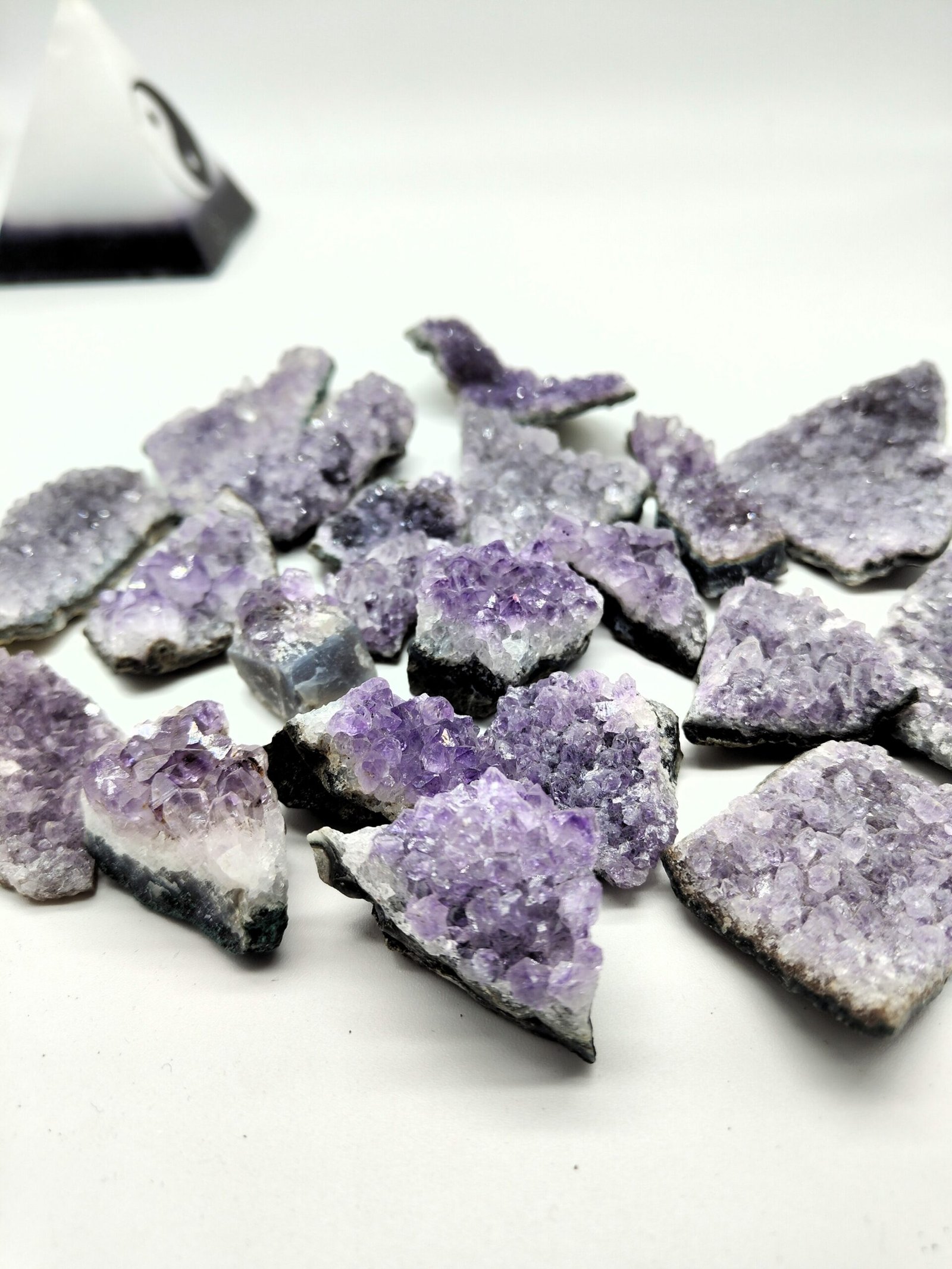 Amatista puntas en bruto - Imagen 4