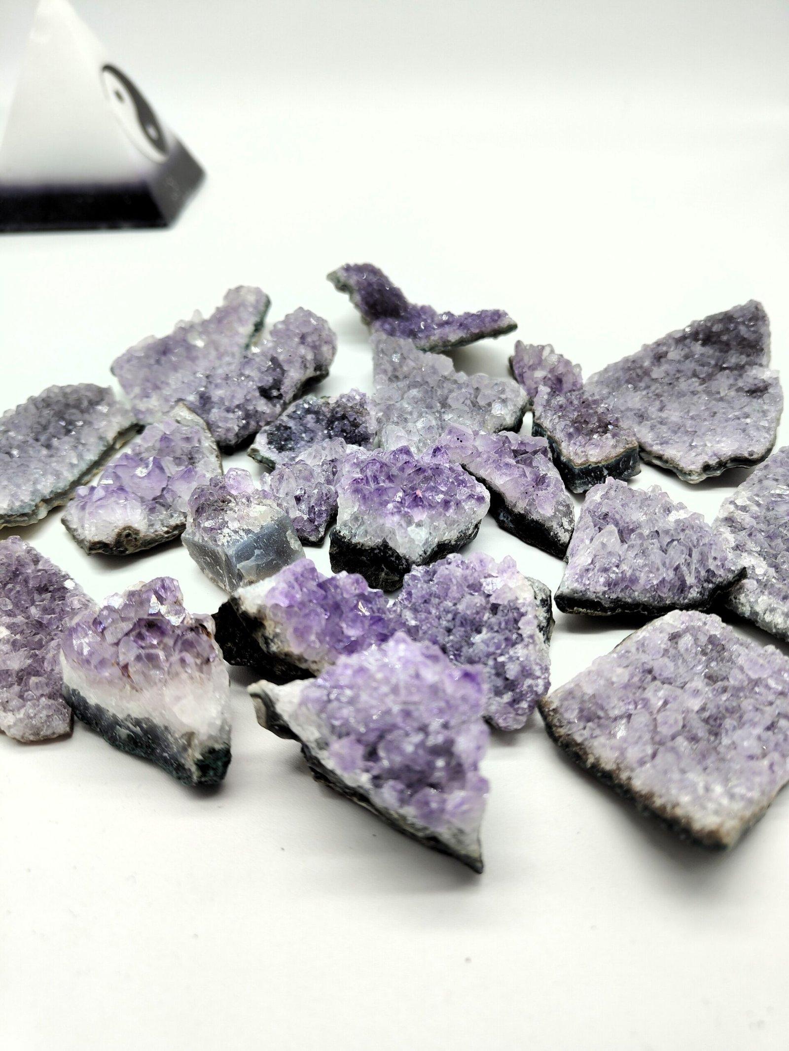 Amatista puntas en bruto - Imagen 3
