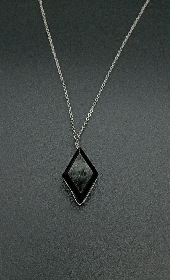 Collar obsidiana dorada