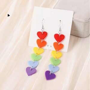 Aretes largos de corazones de colores