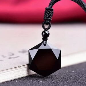 Collar hexagrama de obsidiana